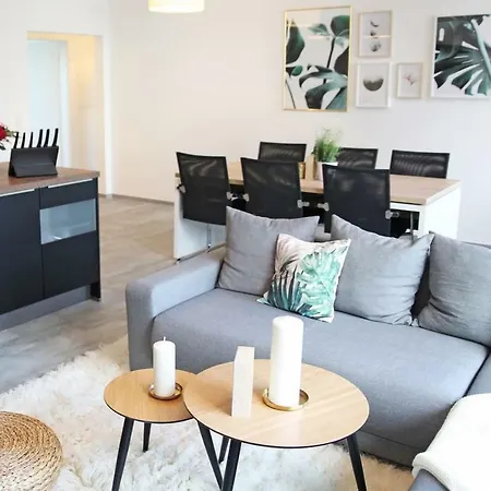 Apartament Lux 90m2 - 2 Kingsize Beds - Center - Netflix - 2min To Train - Excellent View *