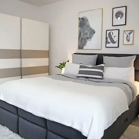 Lux 90m2 - 2 Kingsize Beds - Center - Netflix - 2min To Train - Excellent View * Ulm